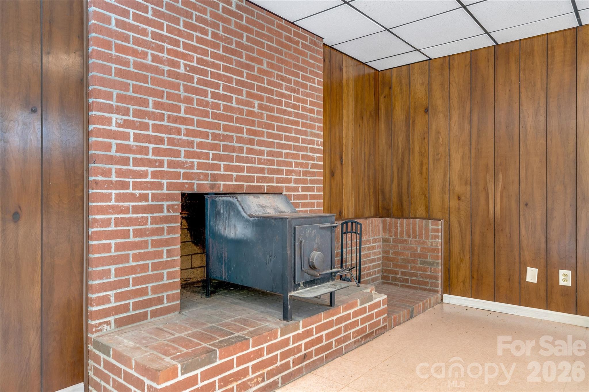63 Pinecroft Road Asheville NC 28804