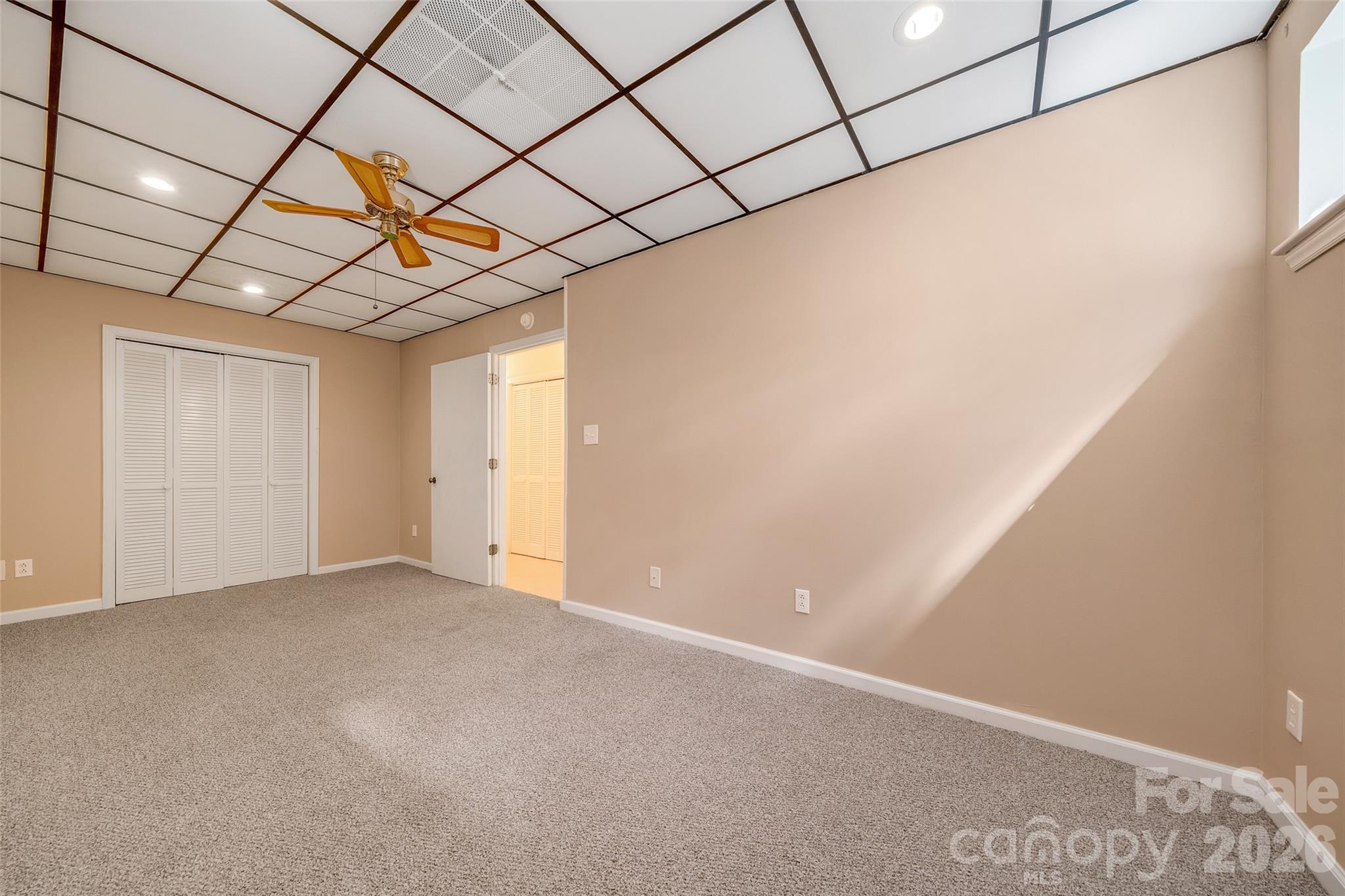 63 Pinecroft Road Asheville NC 28804