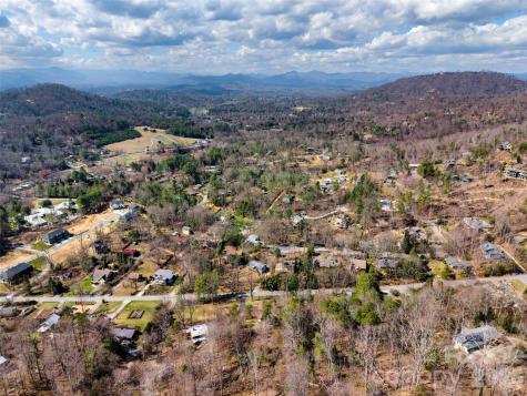 63 Pinecroft Road Asheville NC 28804