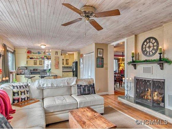 13 Horizon Hill Road Asheville NC 28804