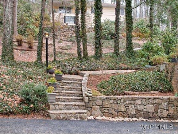 13 Horizon Hill Road Asheville NC 28804