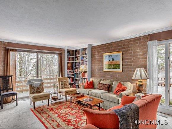 13 Horizon Hill Road Asheville NC 28804