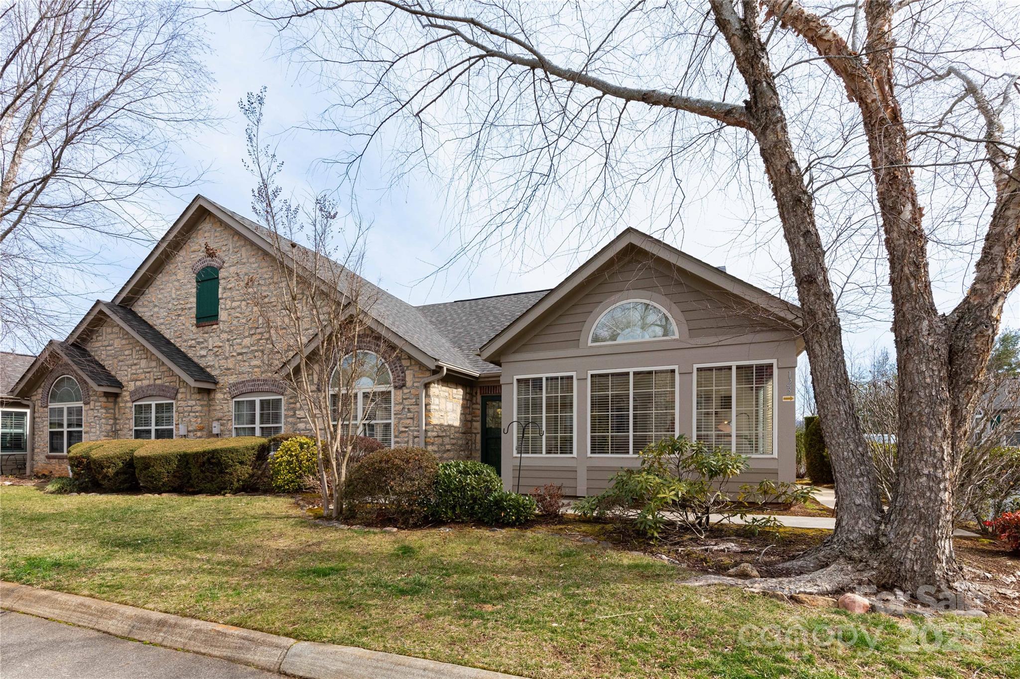 121 Outlook Circle Swannanoa NC 28778