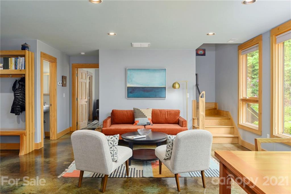 54 Swanger Road Asheville NC 28805
