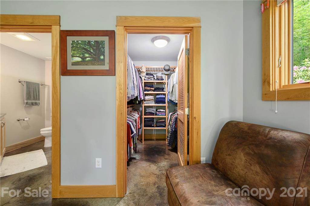 54 Swanger Road Asheville NC 28805