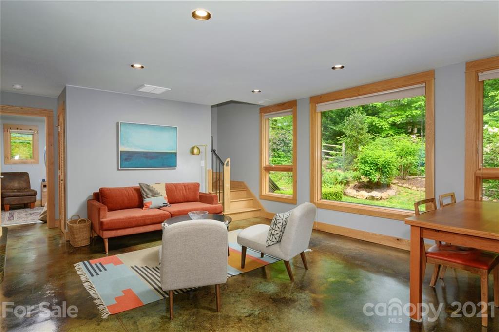54 Swanger Road Asheville NC 28805