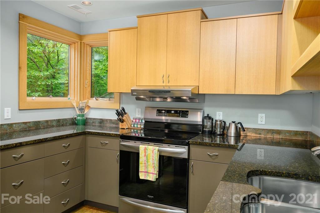 54 Swanger Road Asheville NC 28805