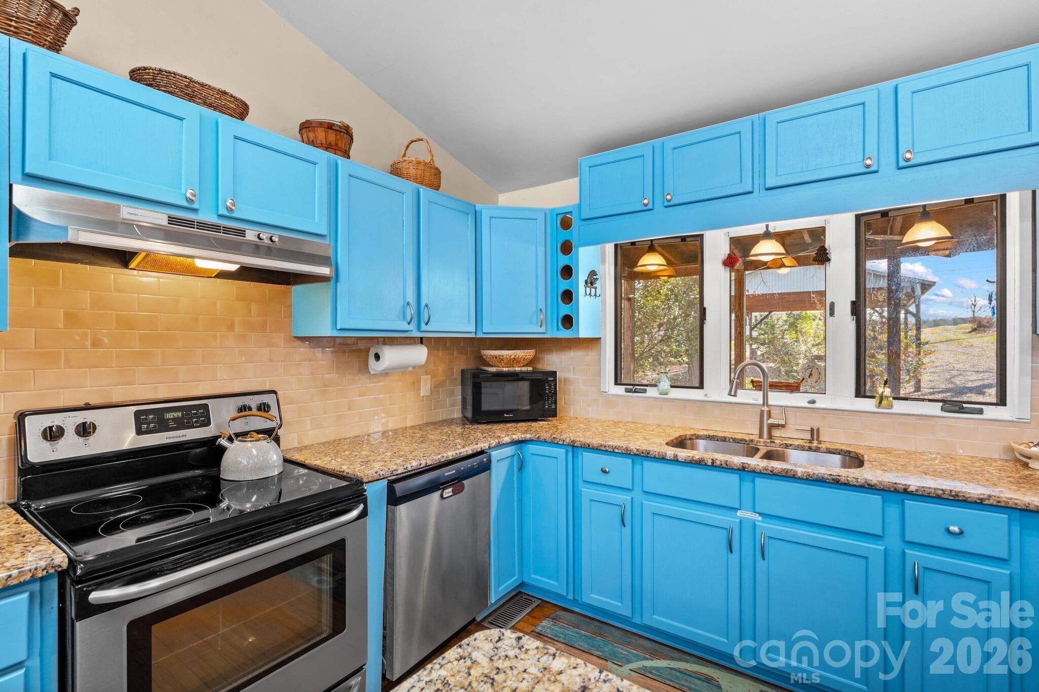 1331 Hickory Point Drive Lexington NC 27292
