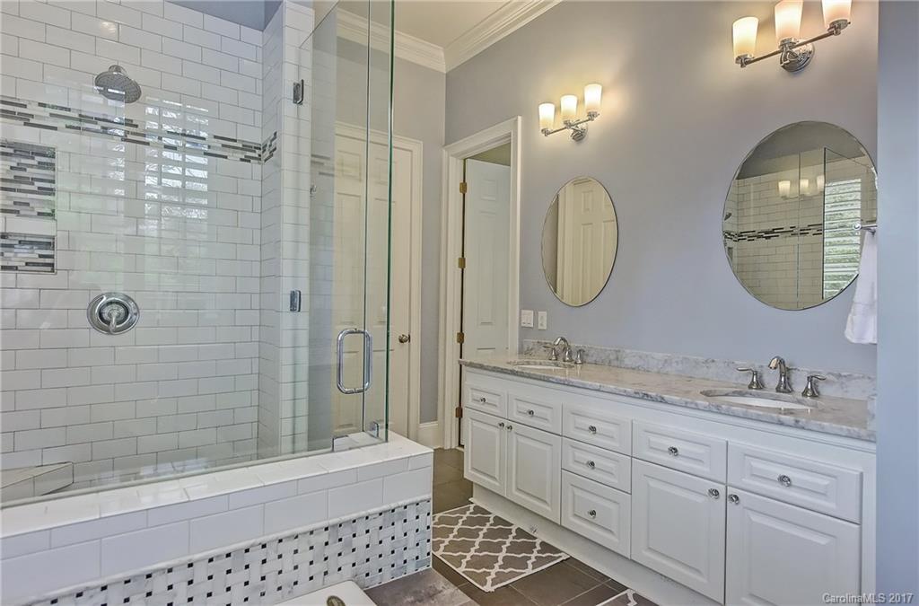 2844 Forest Drive Charlotte NC 28211