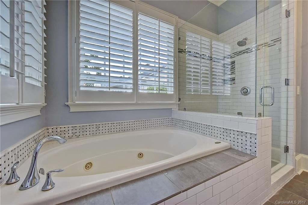 2844 Forest Drive Charlotte NC 28211