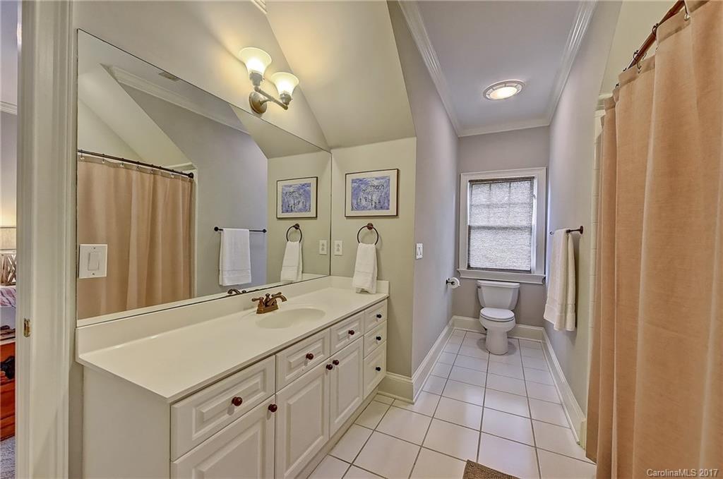 2844 Forest Drive Charlotte NC 28211