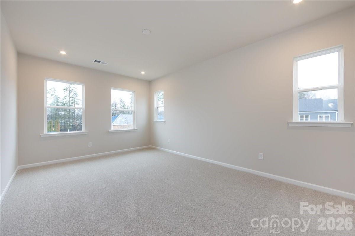 8434 Discovery Lane Charlotte NC 28216
