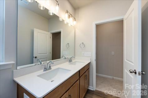 8434 Discovery Lane Charlotte NC 28216