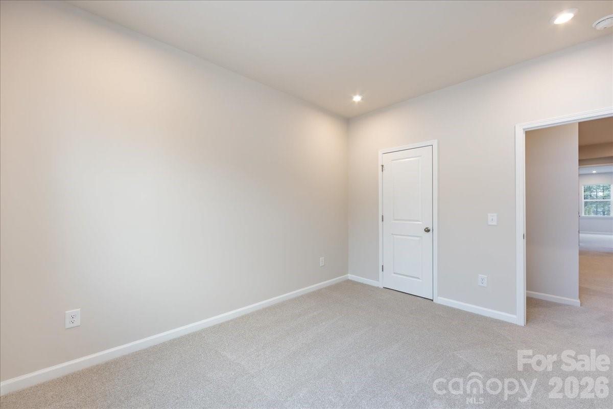 8434 Discovery Lane Charlotte NC 28216