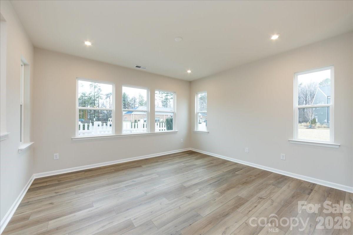 8434 Discovery Lane Charlotte NC 28216