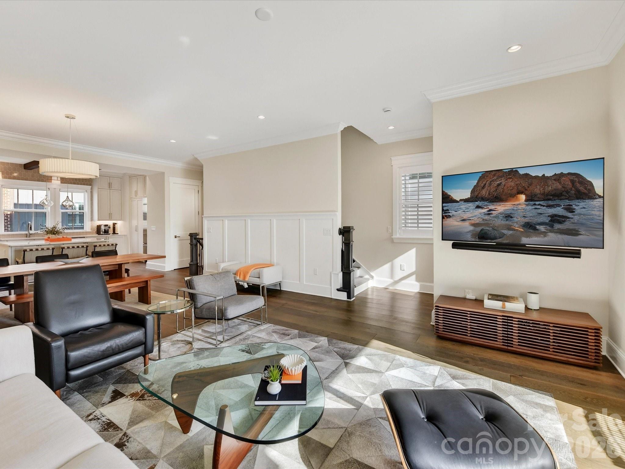 3074 Selwyn Avenue Charlotte NC 28209