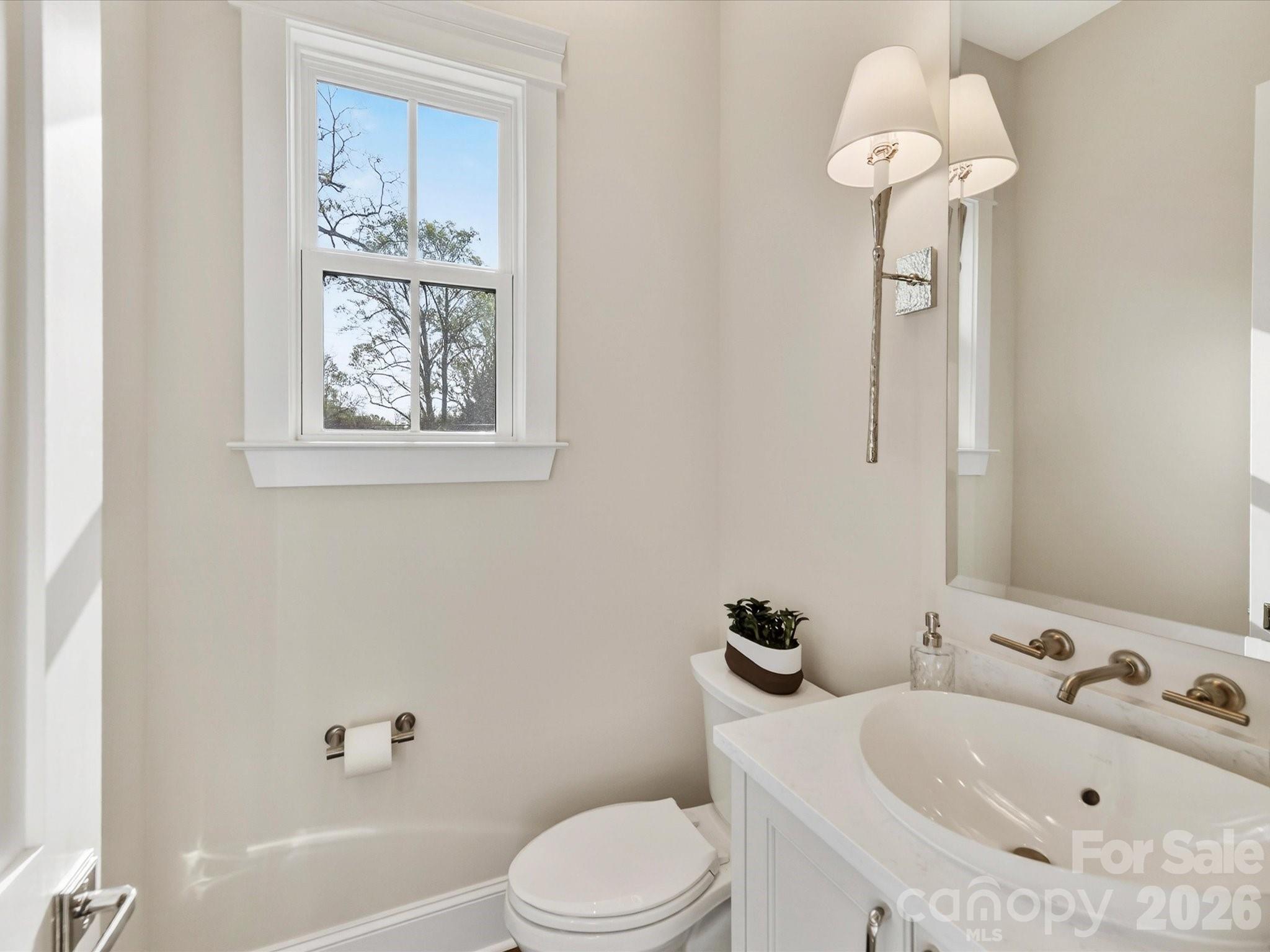 3074 Selwyn Avenue Charlotte NC 28209