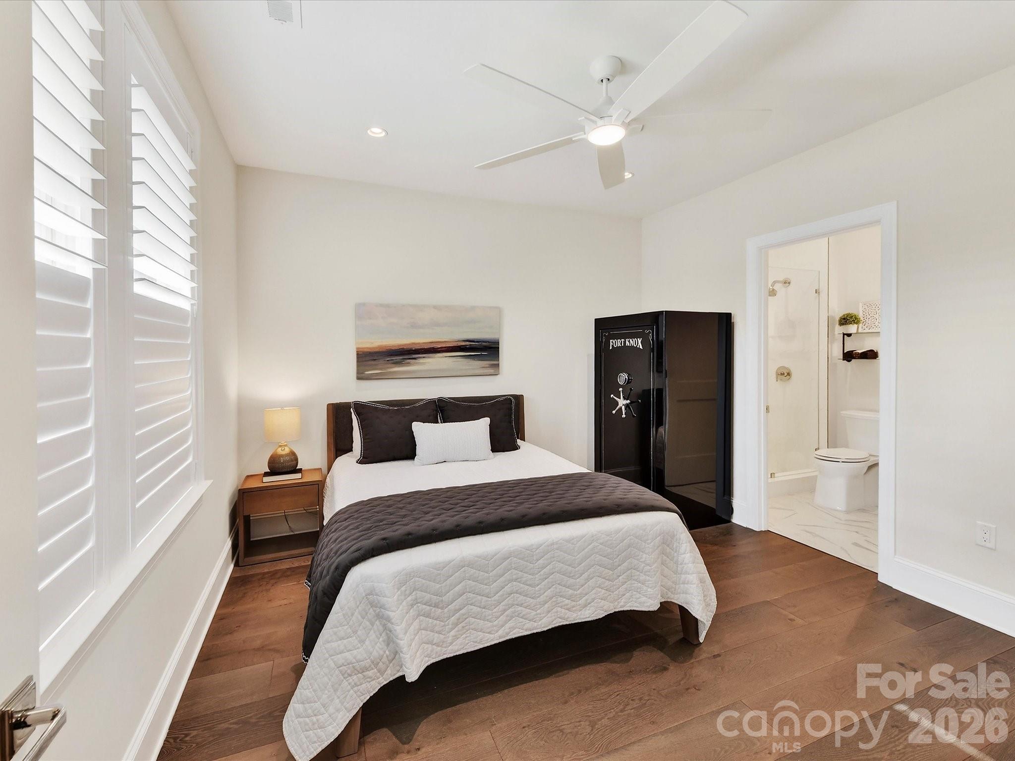 3074 Selwyn Avenue Charlotte NC 28209