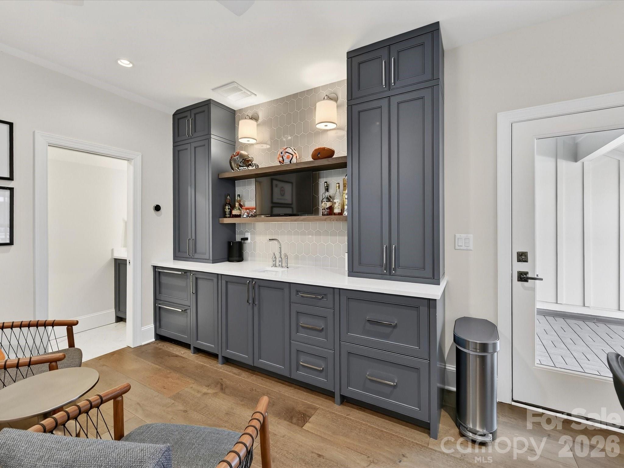3074 Selwyn Avenue Charlotte NC 28209