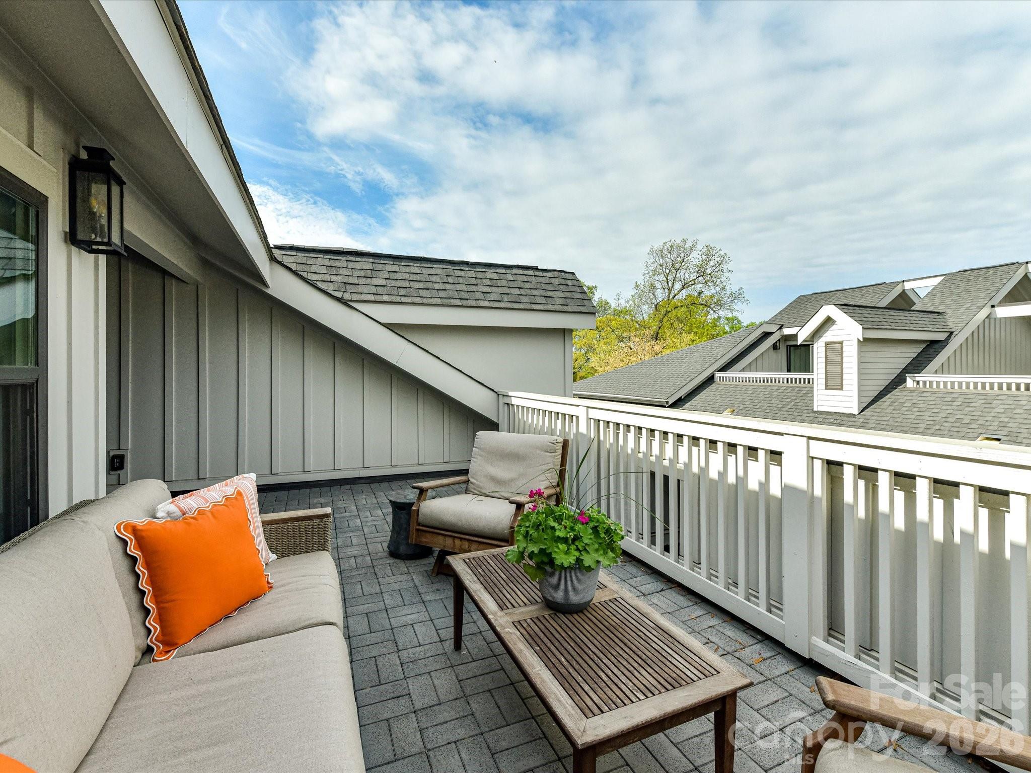 3074 Selwyn Avenue Charlotte NC 28209