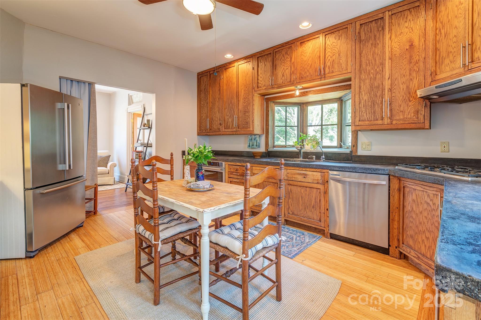 59 Starnes Avenue Asheville NC 28801