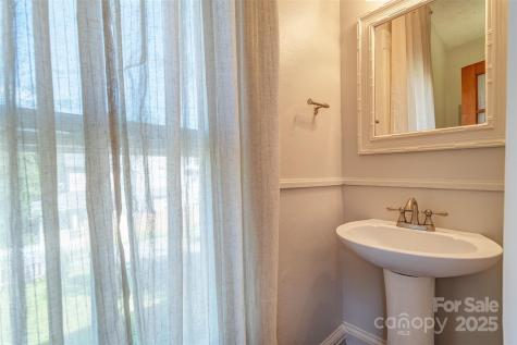 59 Starnes Avenue Asheville NC 28801