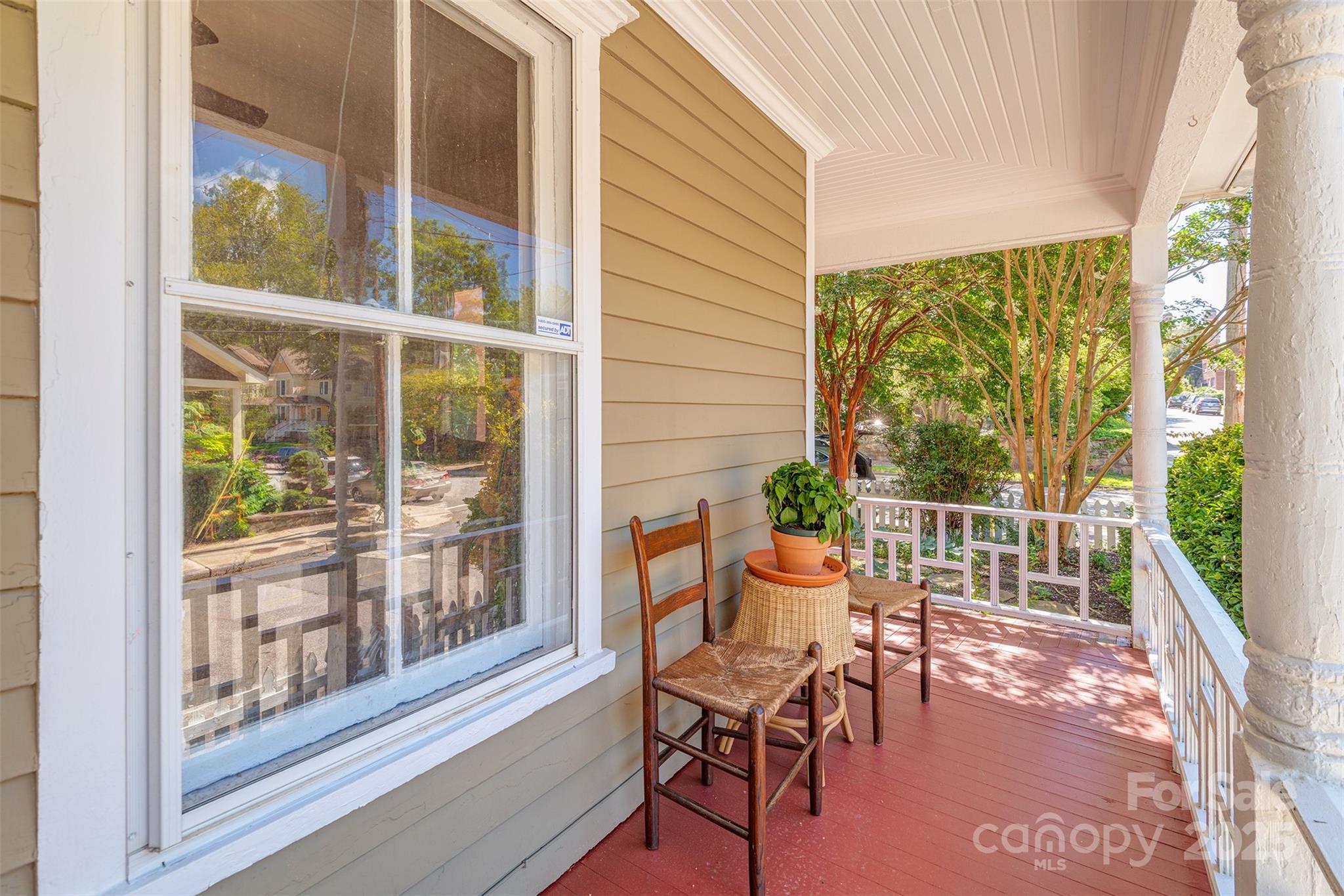 59 Starnes Avenue Asheville NC 28801