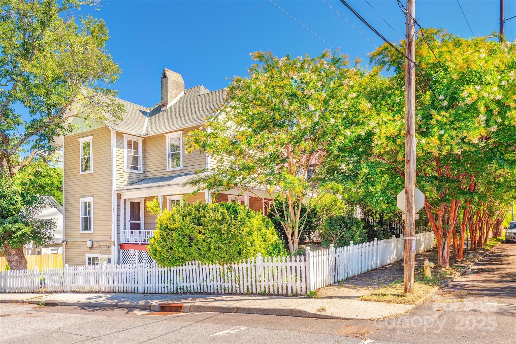 59 Starnes Avenue Asheville NC 28801