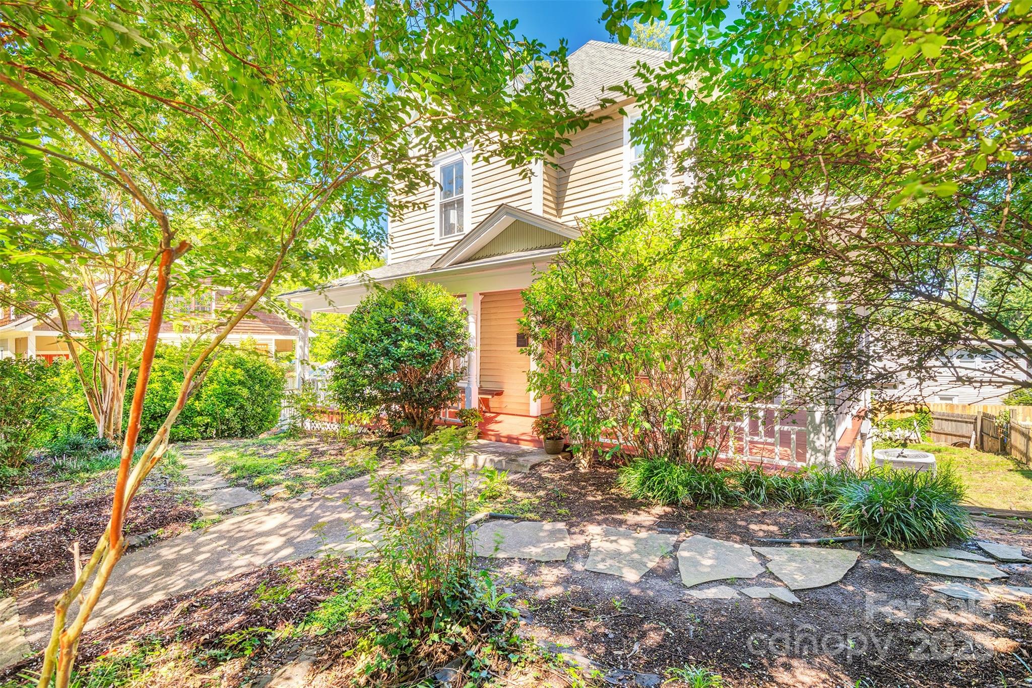 59 Starnes Avenue Asheville NC 28801