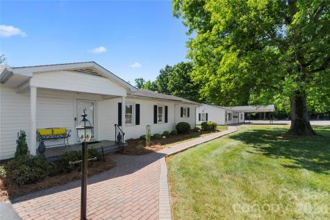 1687 Sexton Road Denton NC 27239