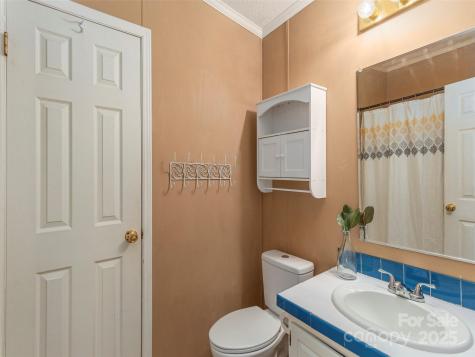 9 Redmond Drive Alexander NC 28701