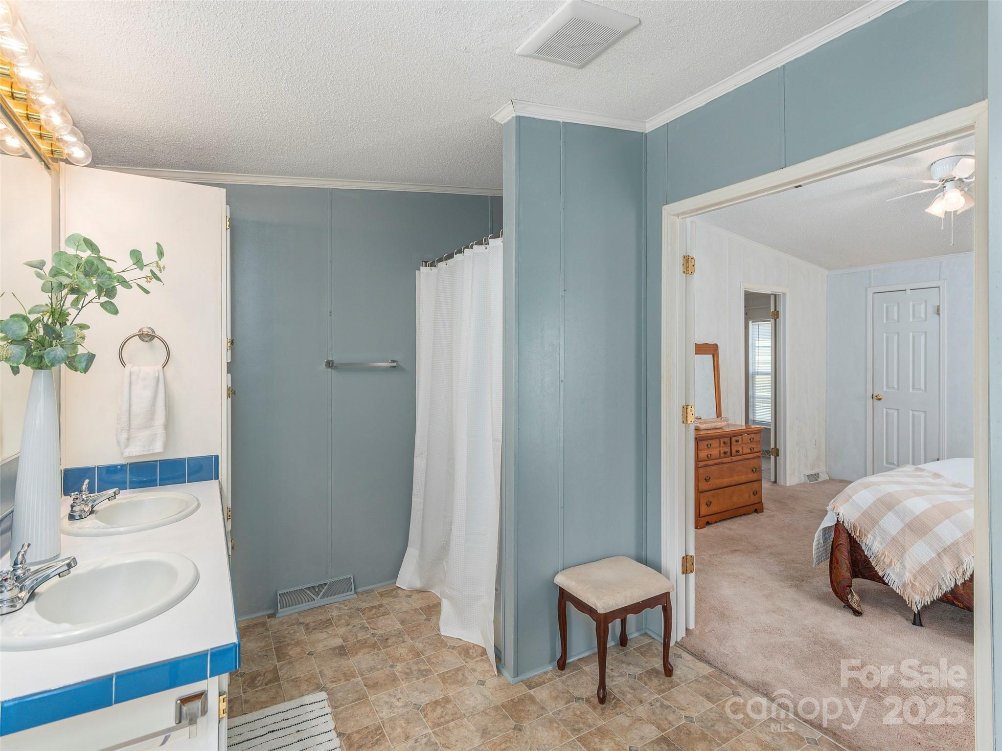 9 Redmond Drive Alexander NC 28701