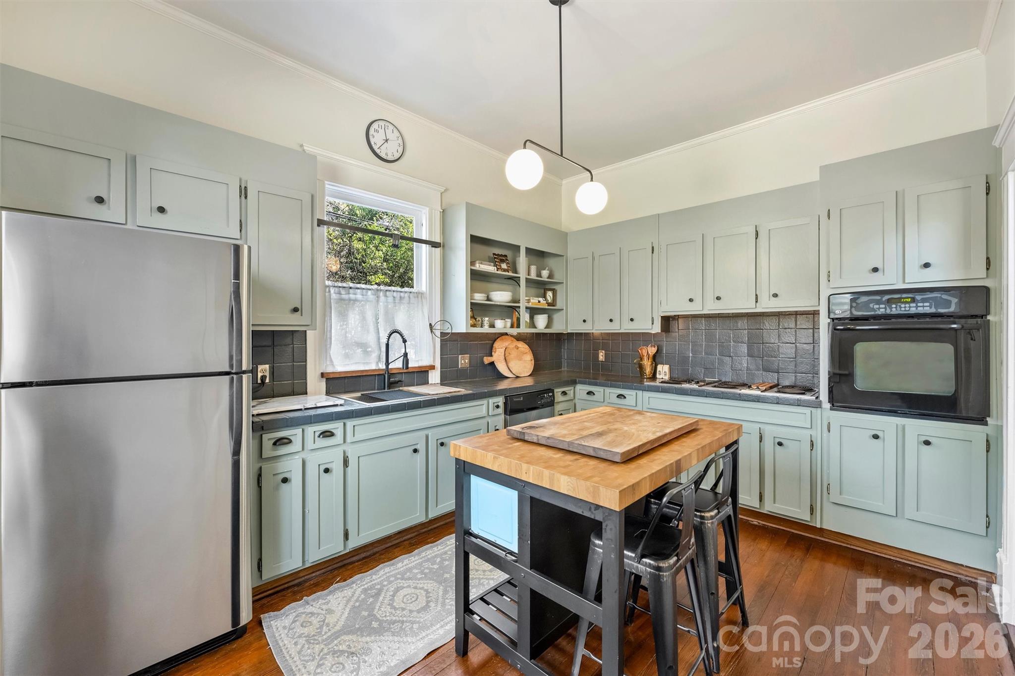 1818 Lennox Avenue Charlotte NC 28203