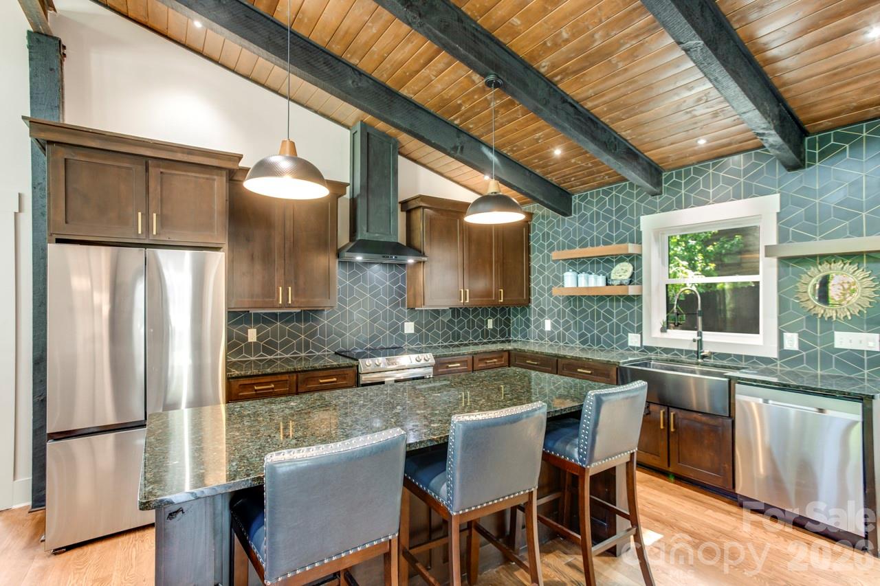 90 Summitt Street Waynesville NC 28786