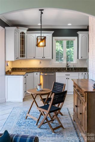 47 Timberwood Drive Asheville NC 28806