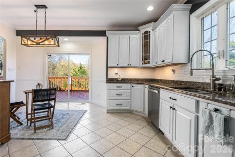 47 Timberwood Drive Asheville NC 28806