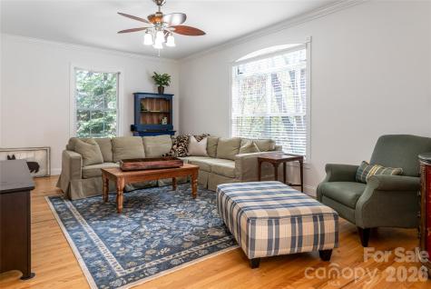 47 Timberwood Drive Asheville NC 28806
