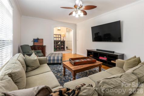 47 Timberwood Drive Asheville NC 28806