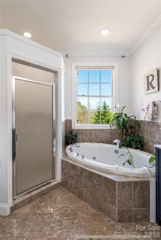 47 Timberwood Drive Asheville NC 28806