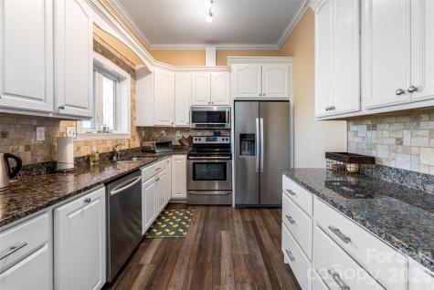 47 Timberwood Drive Asheville NC 28806