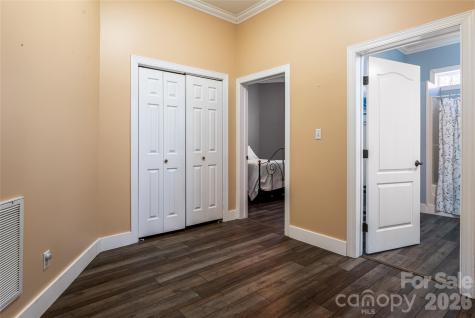 47 Timberwood Drive Asheville NC 28806