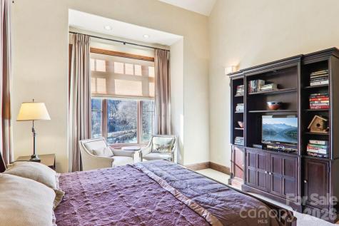 7 Chedworth Way Arden NC 28704