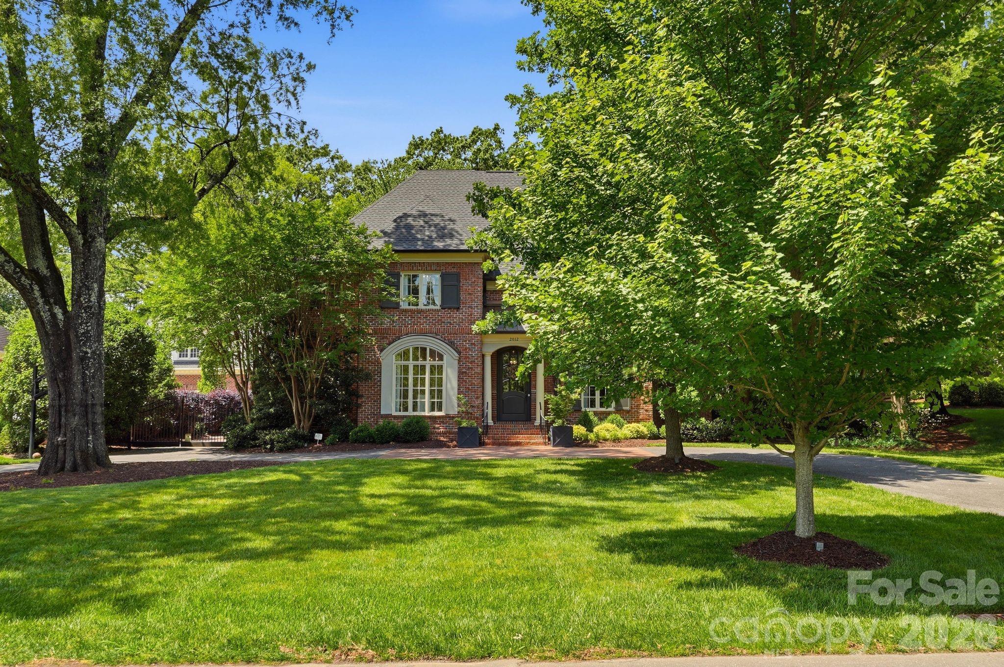 2012 Harris Road Charlotte NC 28211