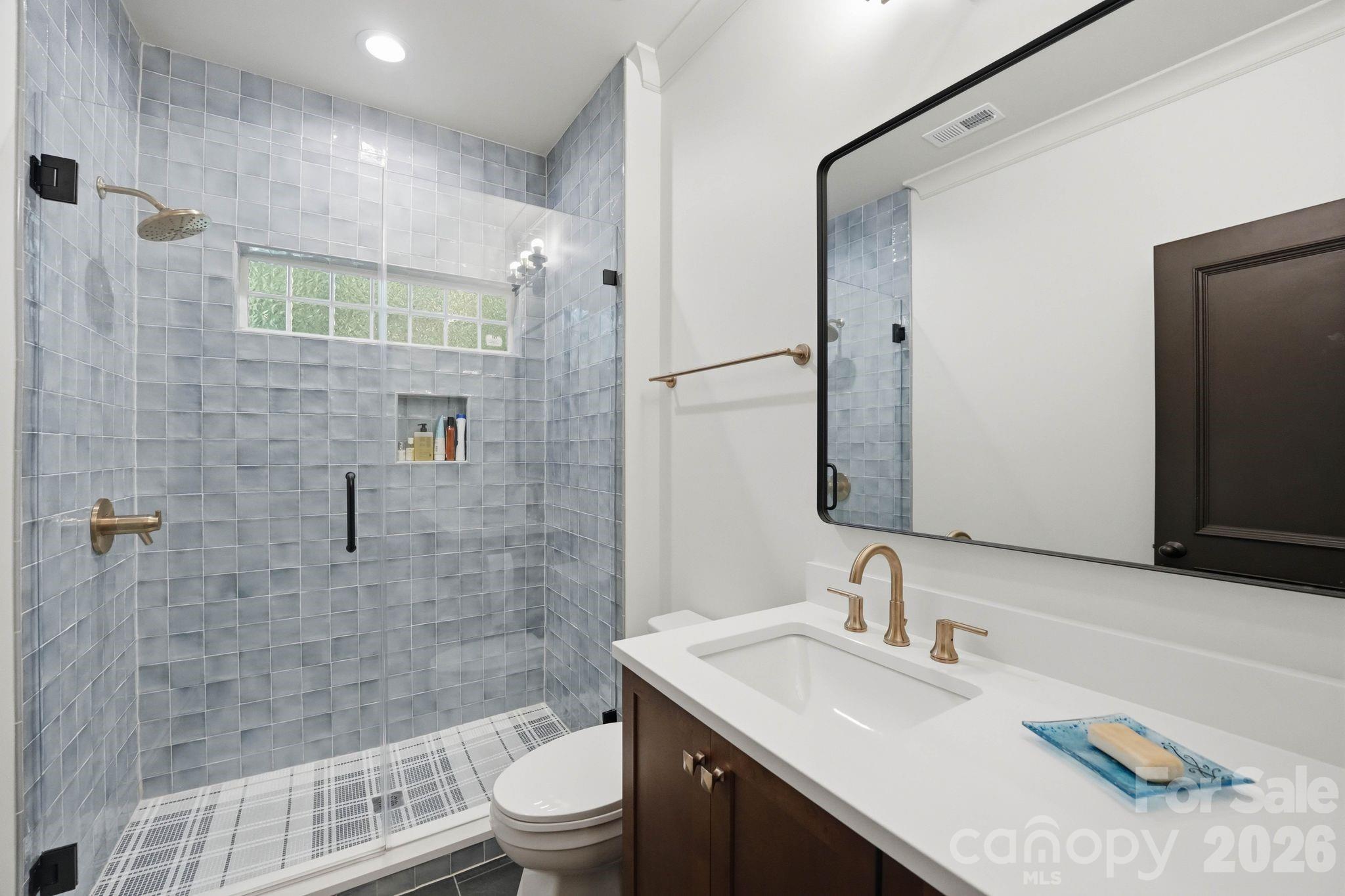 2012 Harris Road Charlotte NC 28211