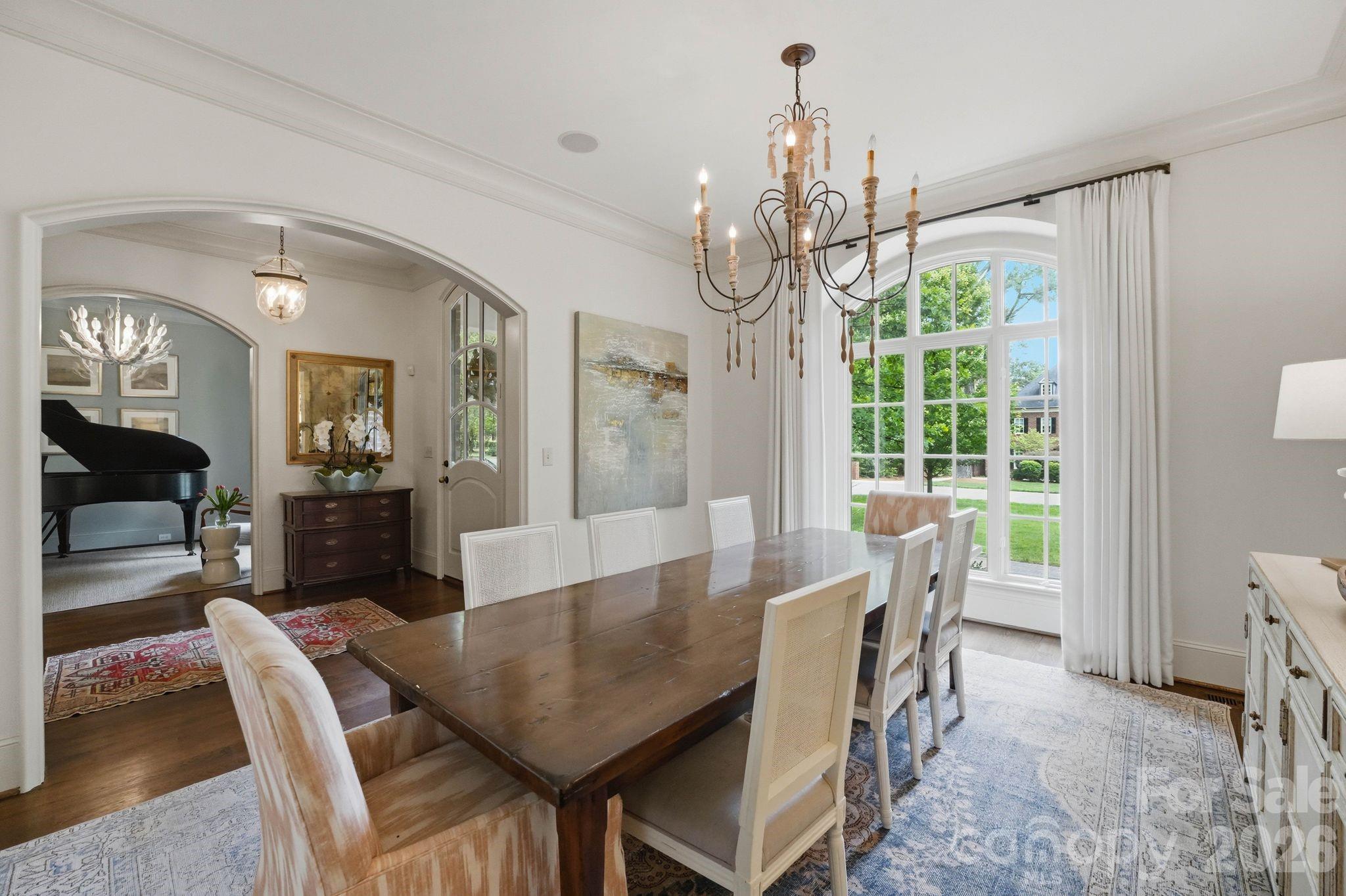 2012 Harris Road Charlotte NC 28211