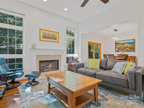 15 Ozark Spring Lane Asheville NC 28805