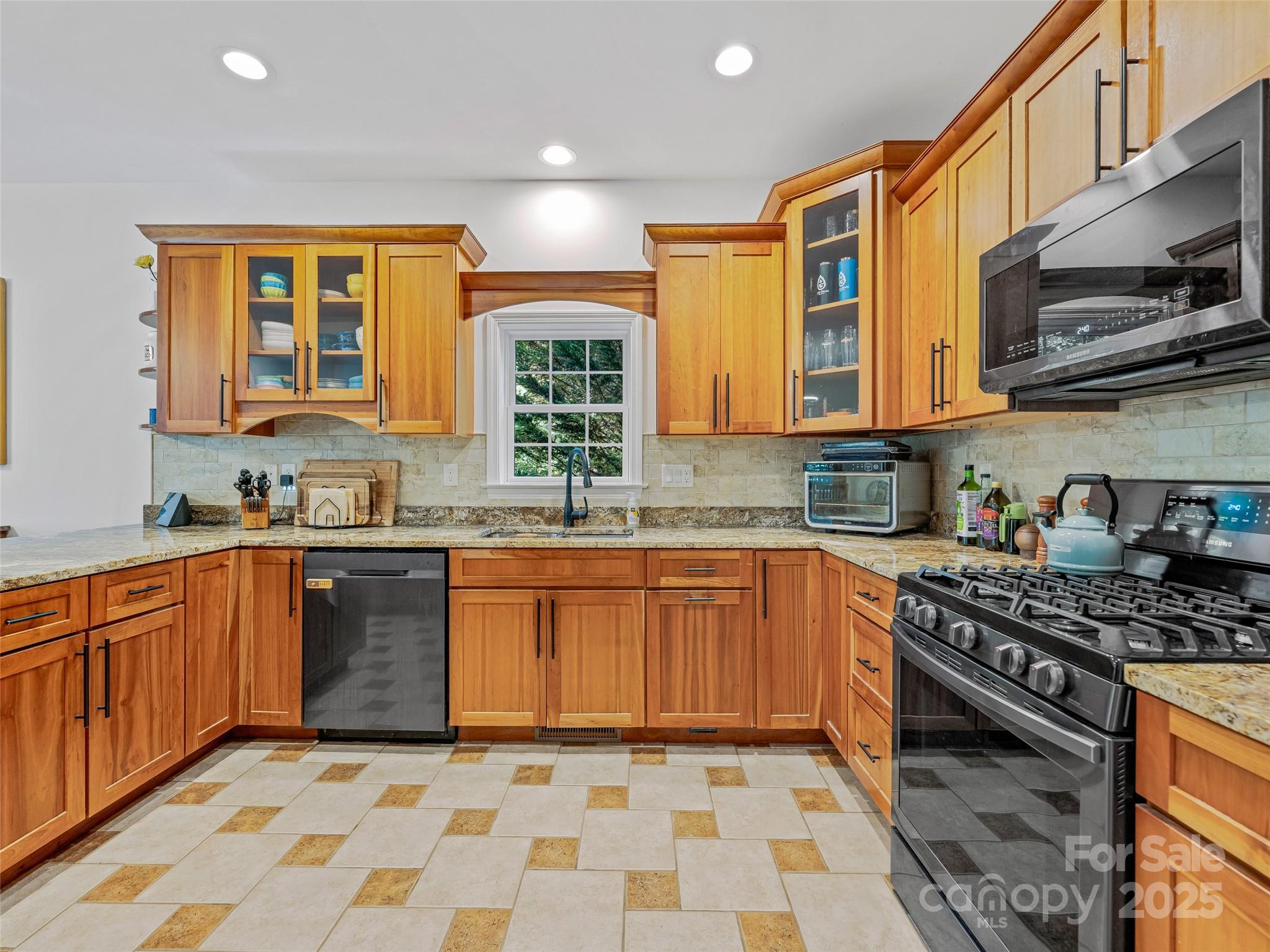 15 Ozark Spring Lane Asheville NC 28805