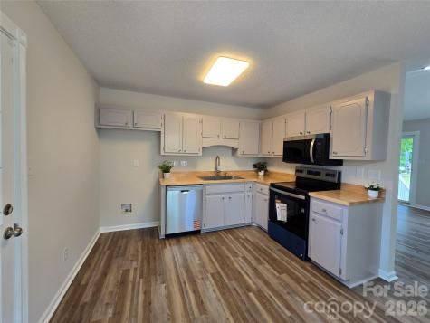 2306 Firmin Court Gastonia NC 28056