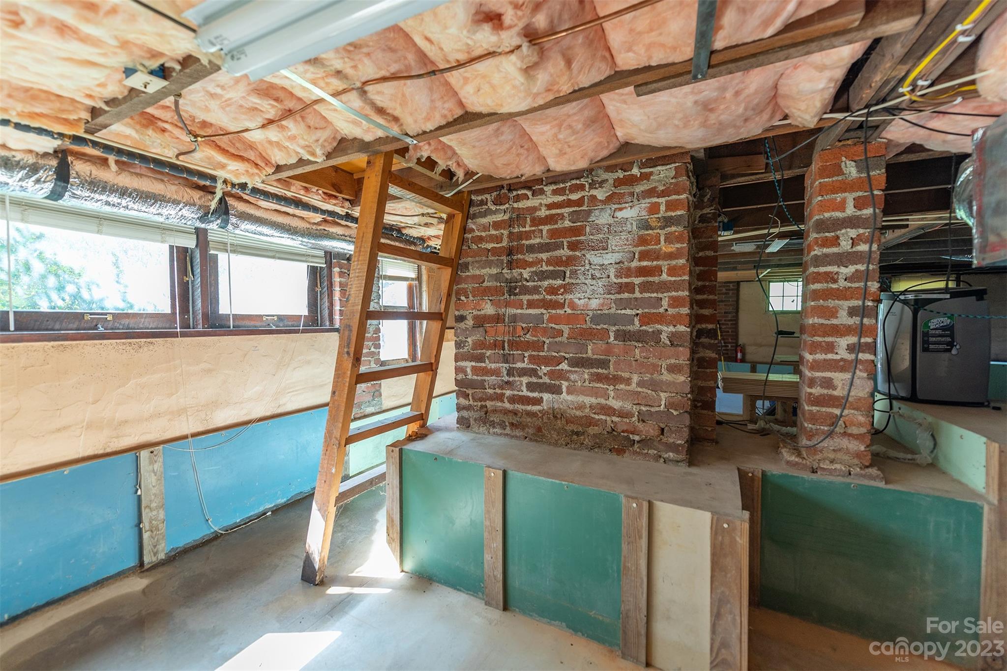 154 Spring Street Old Fort NC 28762