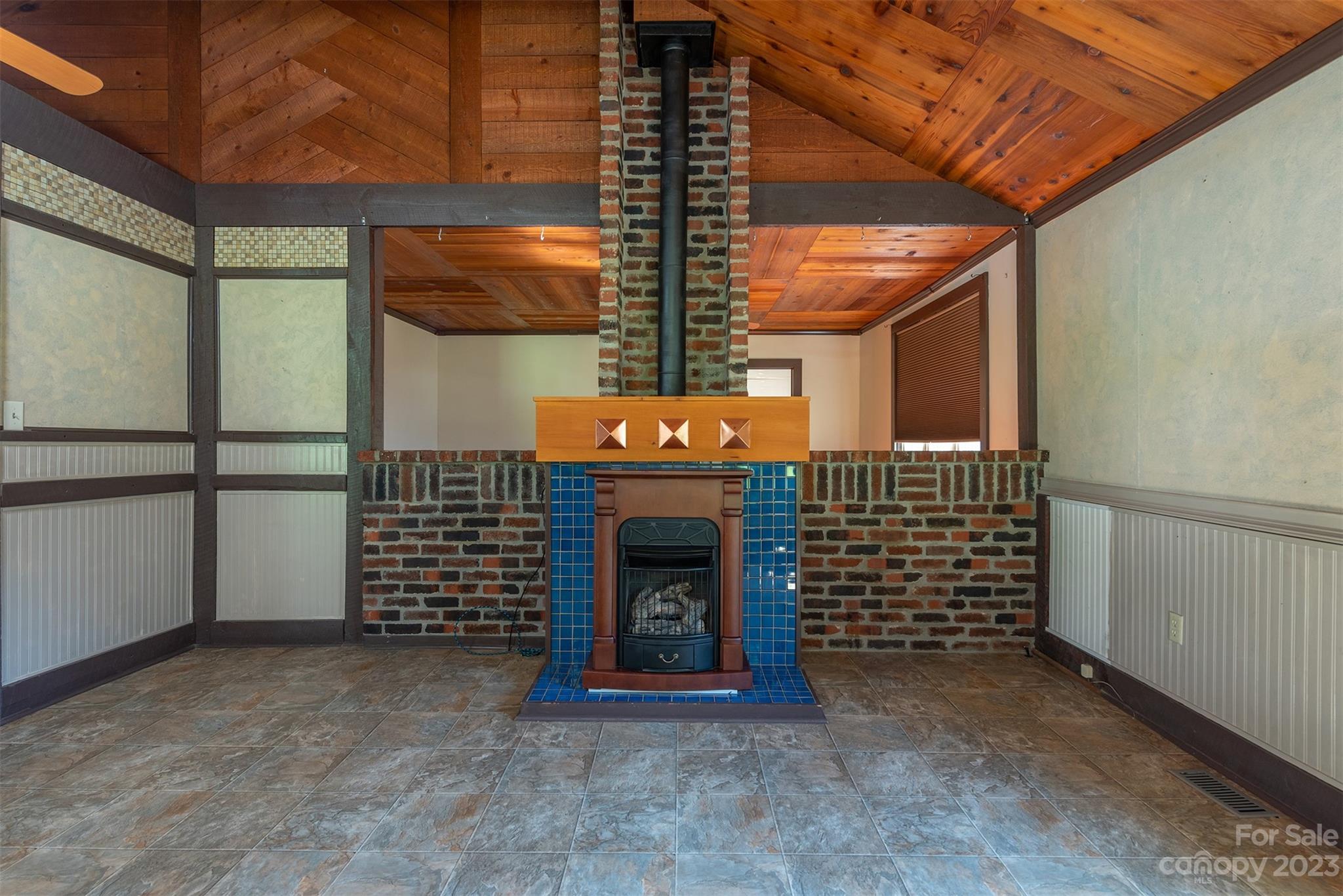 154 Spring Street Old Fort NC 28762
